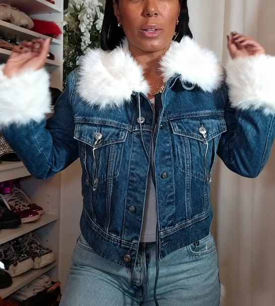 Loose Denim Jacket With Detachable Fur Collar