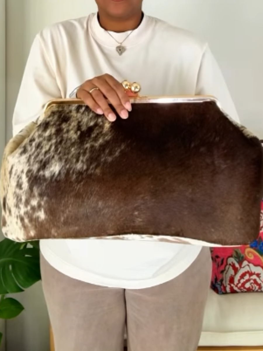 Metal Lock Cow Furry Clutch