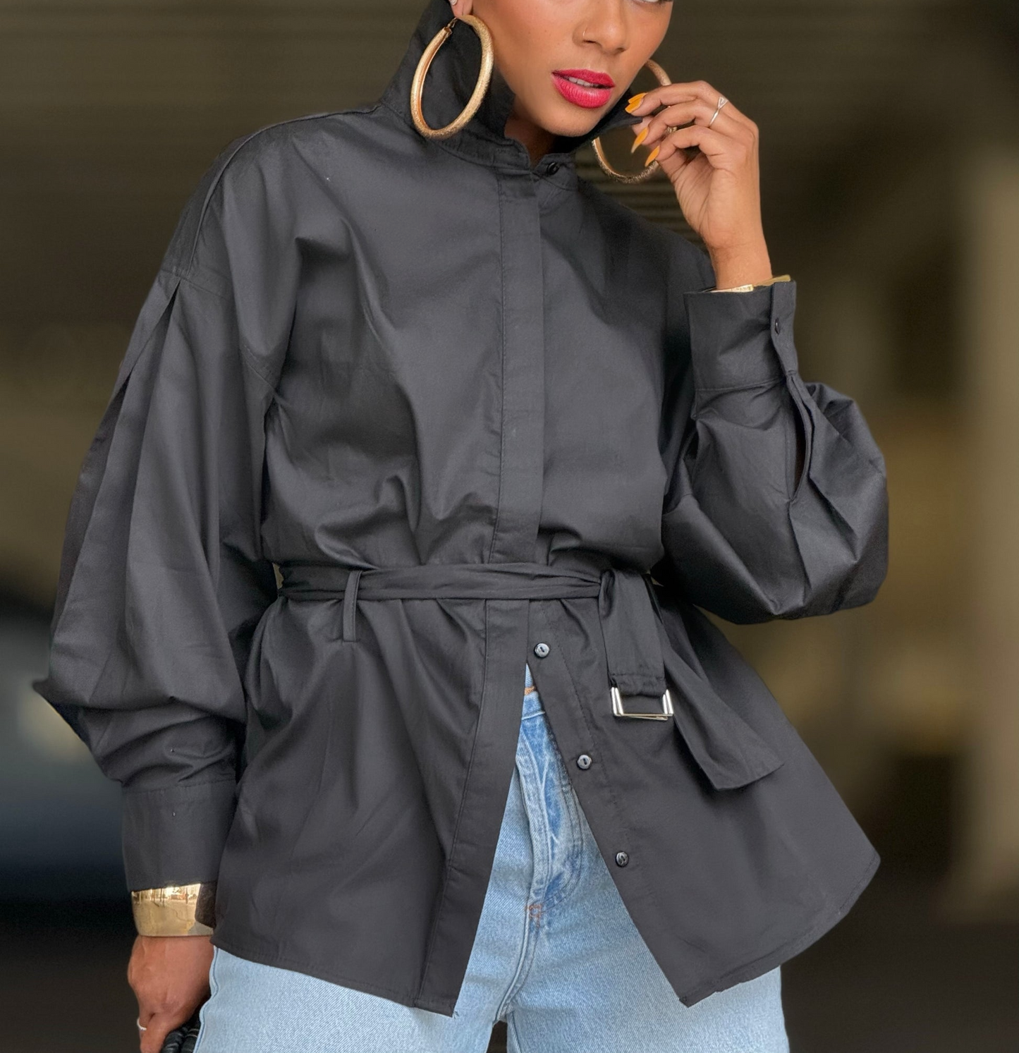 Waist-hugging Belted Top