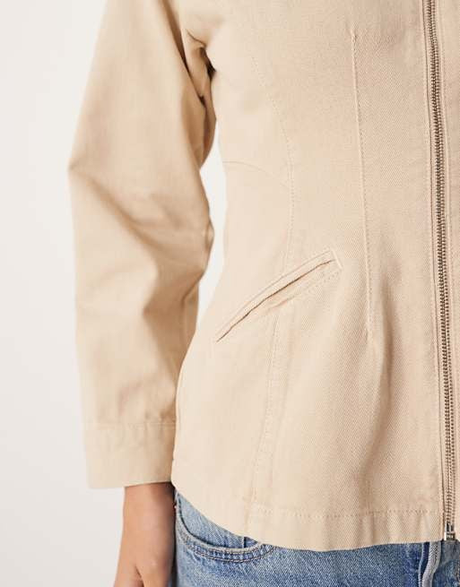 Contrast Collar Denim Cinched Barn Jacket
