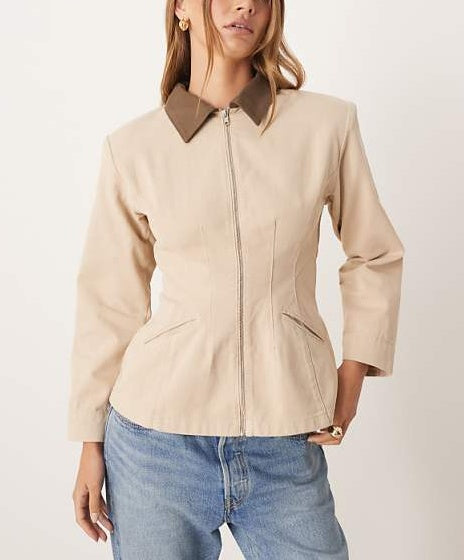 Contrast Collar Denim Cinched Barn Jacket