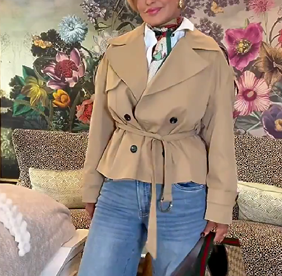 Short Double-breasted Fashionable Jacket With Belt