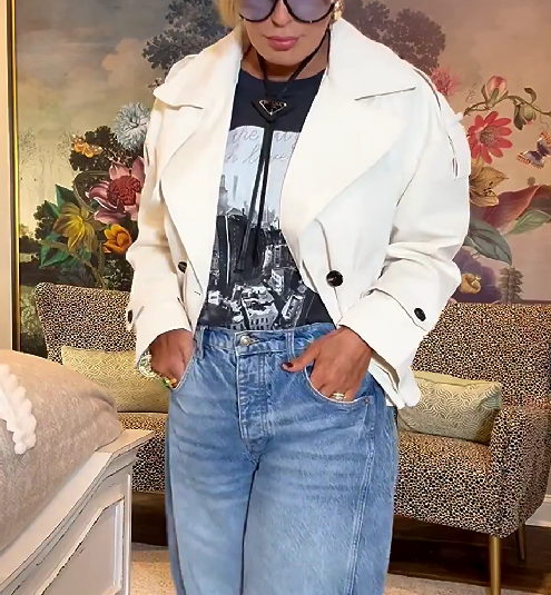 Short Double-breasted Fashionable Jacket With Belt