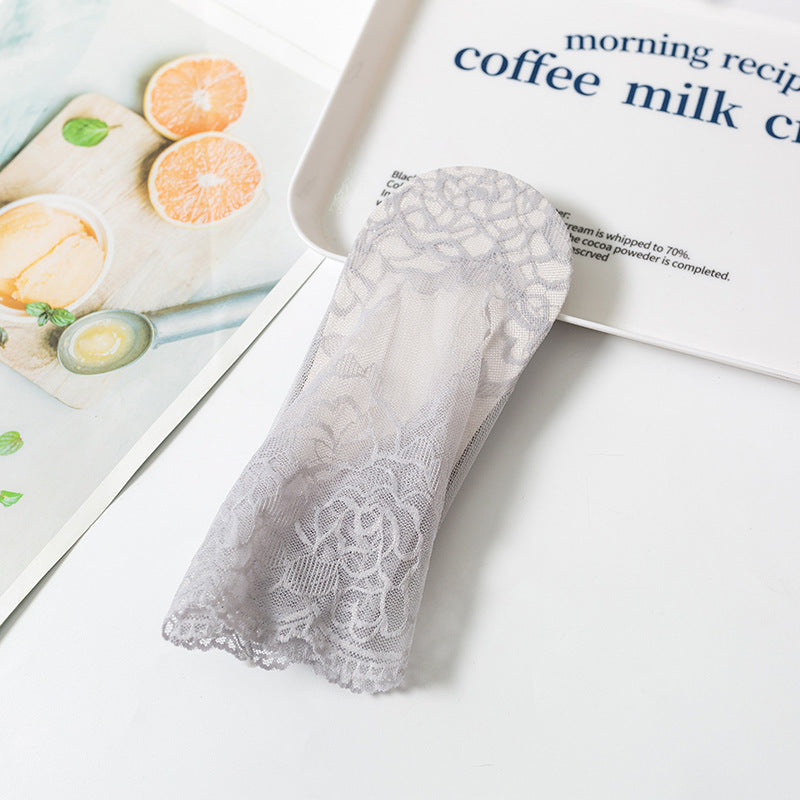 Rose-colored Cotton Lace-trimmed Short Socks