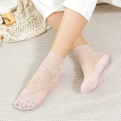 Rose-colored Cotton Lace-trimmed Short Socks