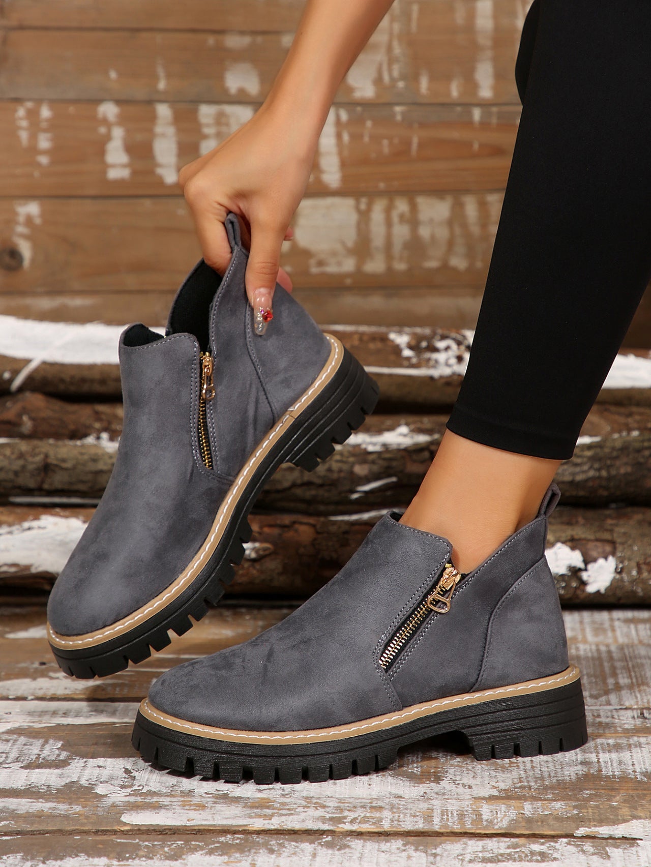 Durable Chunky Sole Zipper Design Ankle Boot