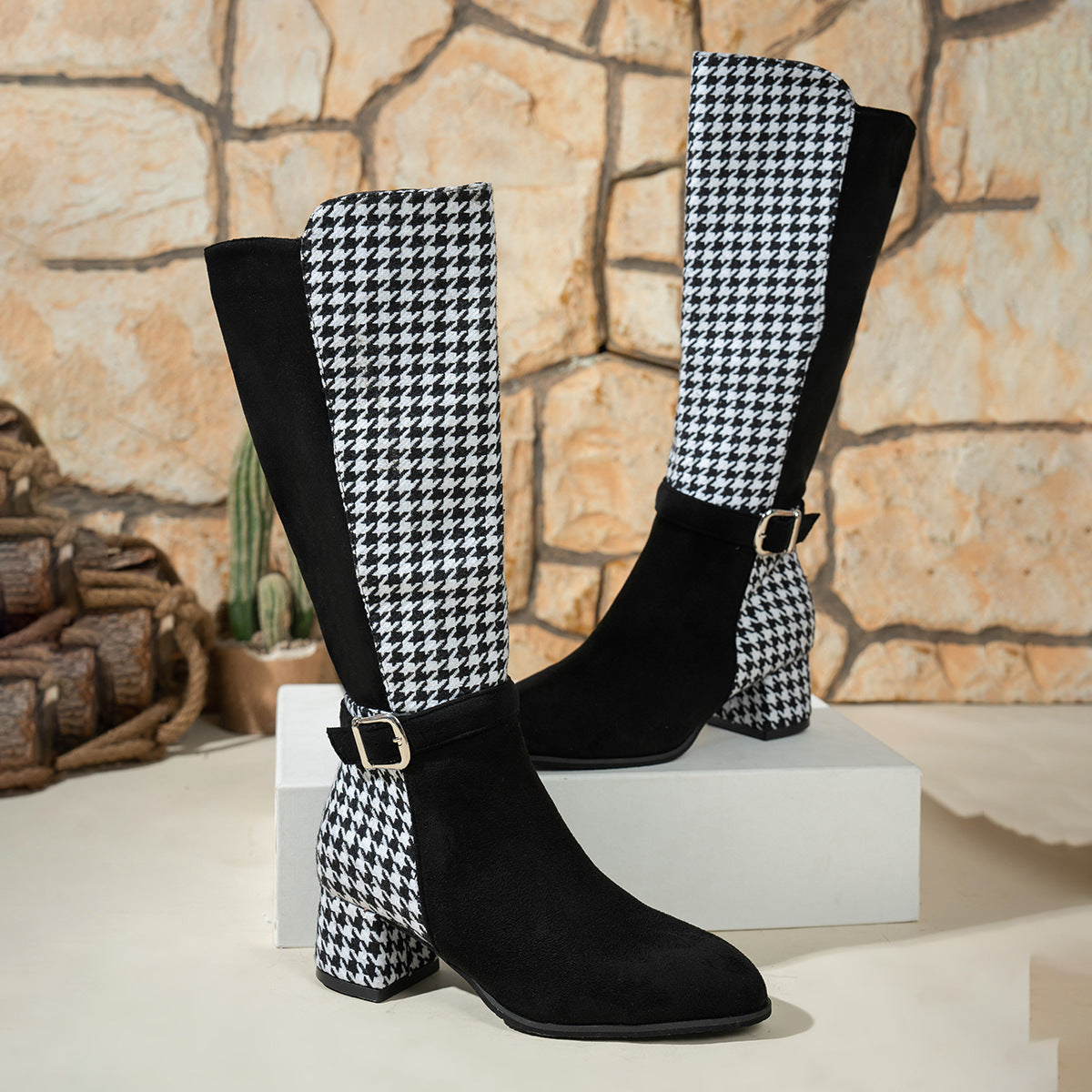 Buckled Design Chunky Heel Roomy Knee Boot
