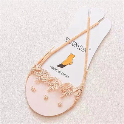 ⏰Only ＄9.99/PCS⏰ Lace Trimmed Invisible Socks