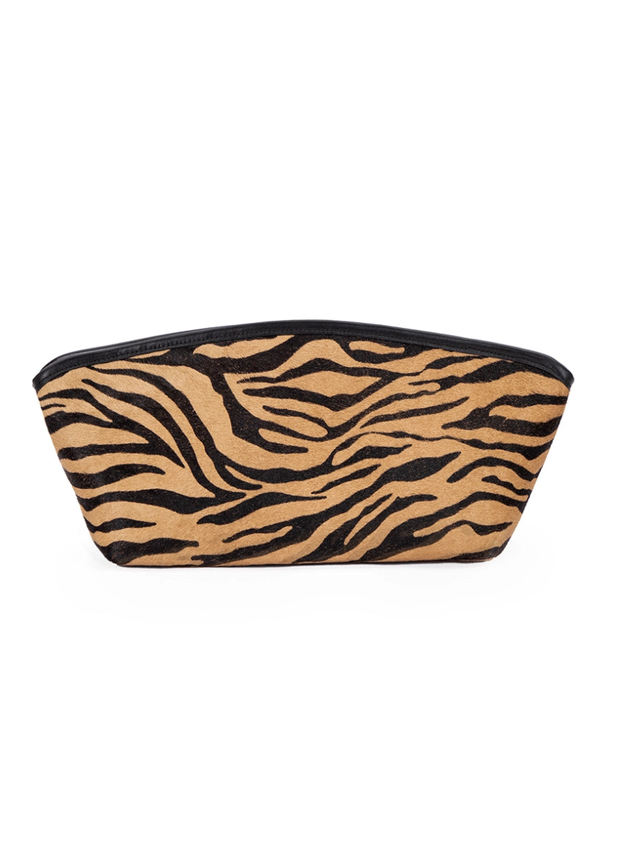 Fluffy Finish Geometric Clutch