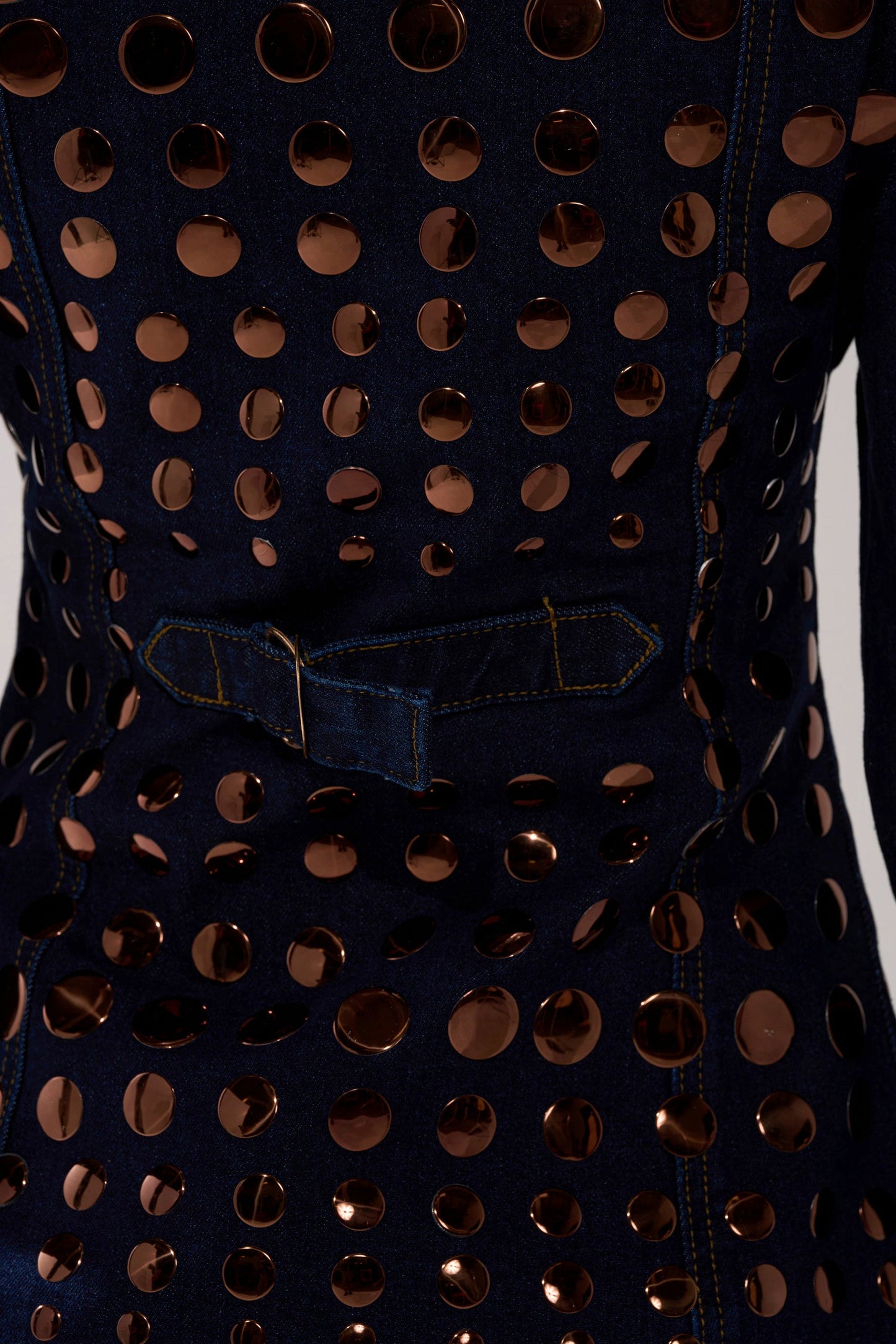 Round Metal Decoration Denim Pant