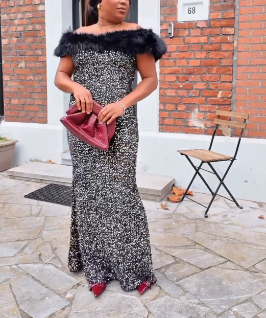 Rhinestone Decor Strapless Plush Collar Dress