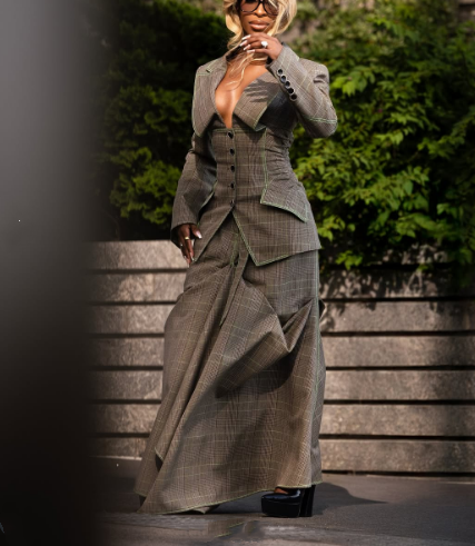 Stylish Oversize Lapel Plaid Suit Skirt Suit